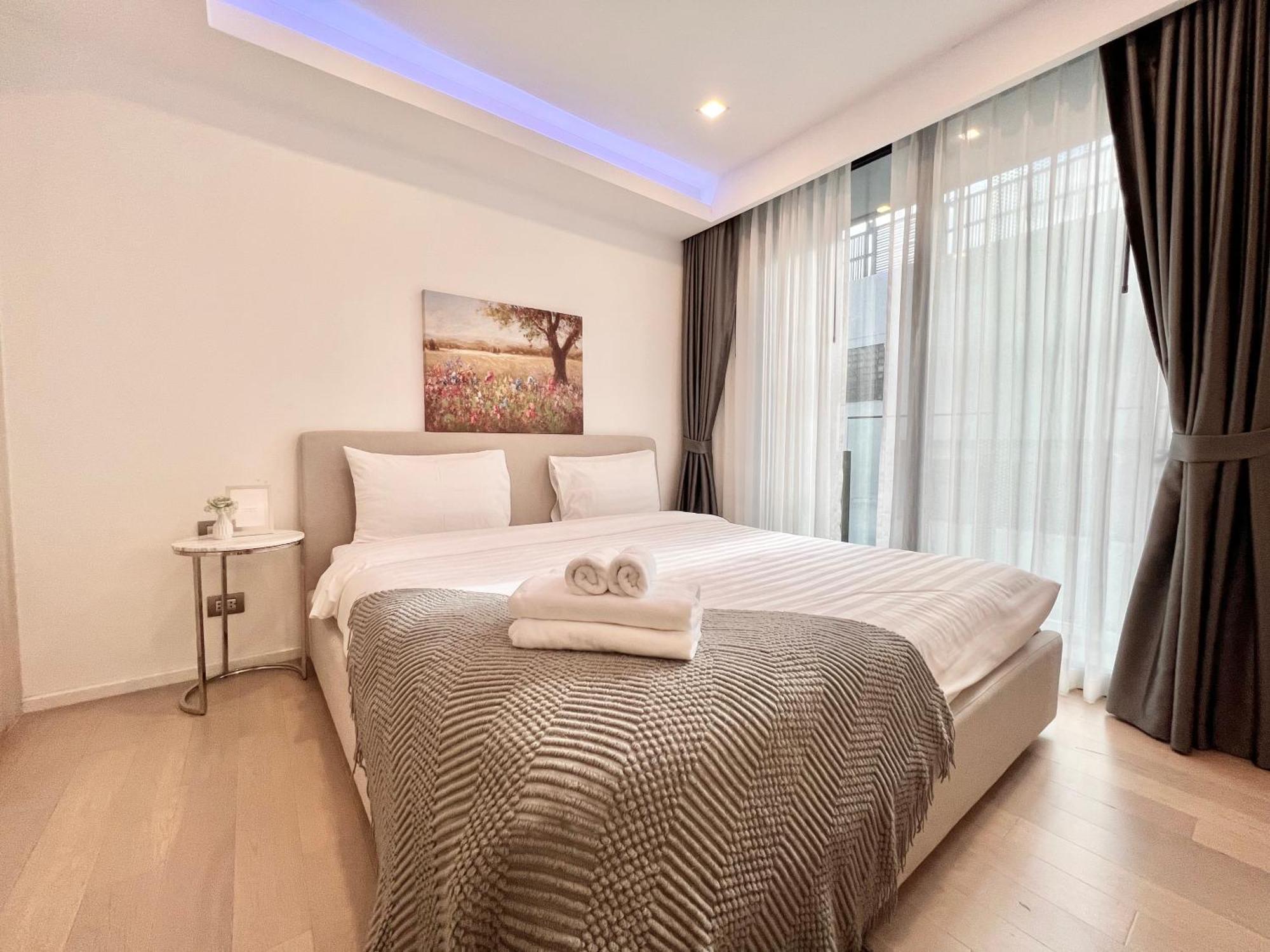 Appartement Sukhumvit 11#Luxury#Pool#Gym#Bts Nana&Mrt Sukhumvit#1Br#Max2Ppl à Bangkok Extérieur photo